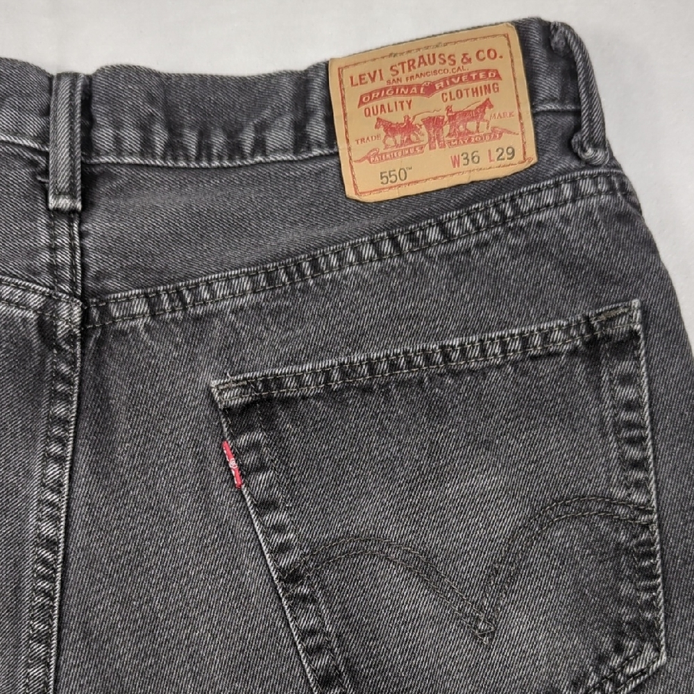 Y2K Levi's 550 Relaxed Fit Tapered Dark Gray‎ Mens Jeans Size 36